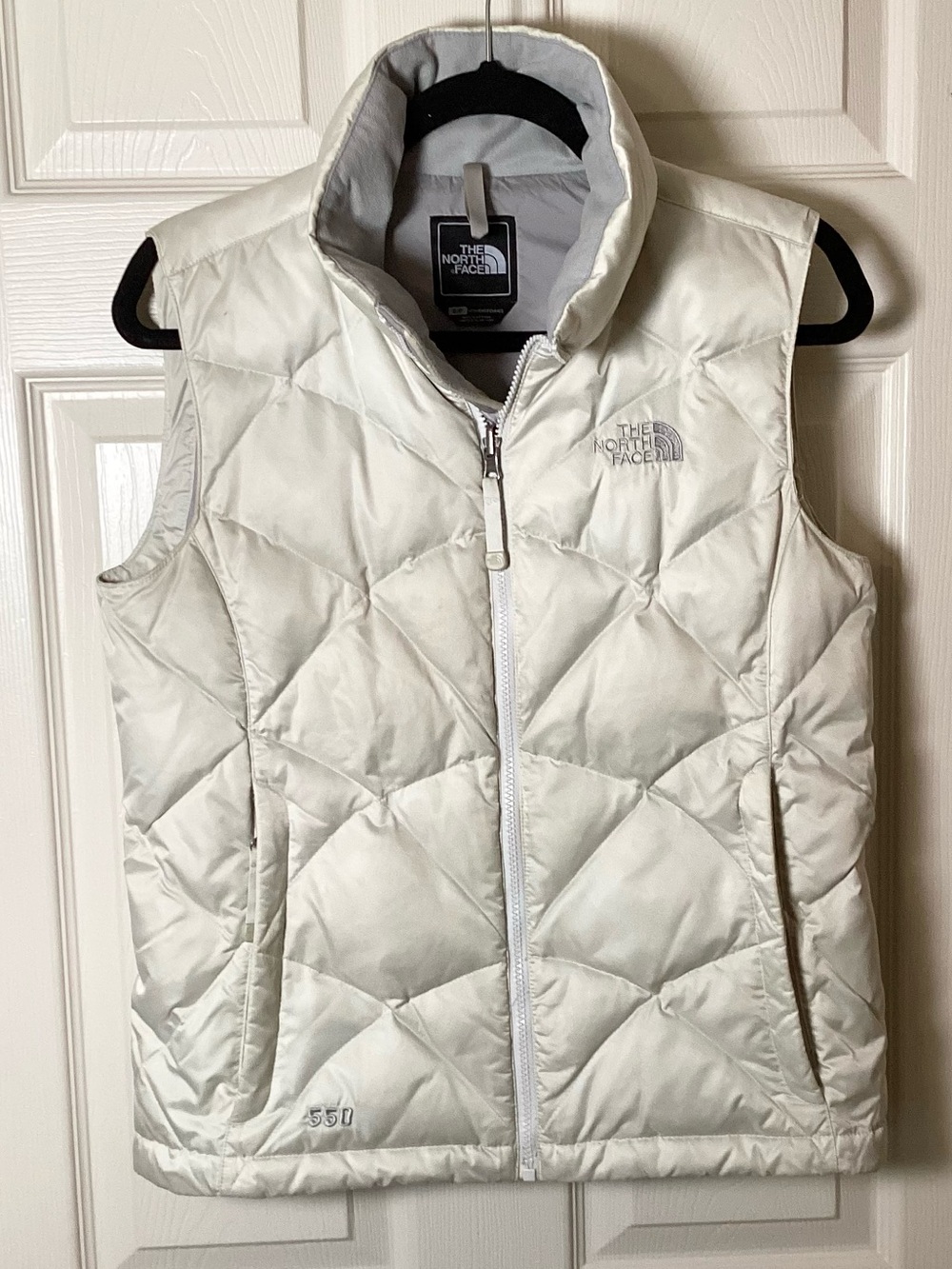 The North Face 550 Women's Cream Quilted Down Vest - Size Small